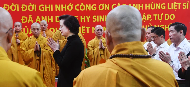 Giáo hội Phật giáo TP.HCM cử hành Lễ tưởng niệm với sự tham dự chủ bái của Phó Thủ tướng Chính phủ Phạm Thị Thanh Trà - Ảnh: Trần Thế Phong/BGN