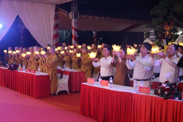 Lễ tưởng niệm, cầu siêu các anh hùng liệt sĩ tại Khu di tích lịch sử Truông Bồn