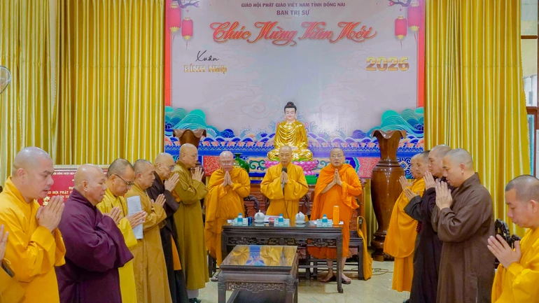 Chư tôn đức Thường trực Ban Trị sự GHPGVN tỉnh Đồng Nai họp rà soát công tác chuẩn bị Đại hội đại biểu Phật giáo tỉnh lần thứ I, nhiệm kỳ 2026-2031 tại chùa Tỉnh Hội