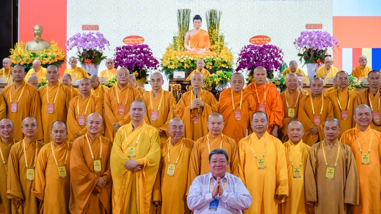 Tân Ban Trị sự GHPGVN tỉnh Đồng Nai nhiệm kỳ 2026-2031 ra mắt và phát biểu nhận nhiệm vụ tại đại hội - Ảnh: Nguyện Truyền/BGN