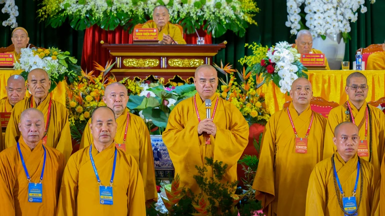 Tân Ban Trị sự GHPGVN tỉnh Đồng Tháp nhiệm kỳ 2026-2031 ra mắt và phát biểu nhận nhiệm vụ tại đại hội - Ảnh: Tâm Quý/BGN