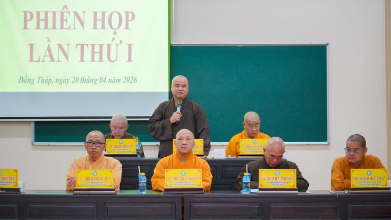 Ban Trị sự GHPGVN tỉnh Đồng Tháp tổng kết công tác tổ chức Đại hội đại biểu Phật giáo tỉnh và triển khai kế hoạch Đại lễ Phật đản Phật lịch 2570 tại Văn phòng Ban Trị sự - chùa Vĩnh Tràng (P.Mỹ Phong)