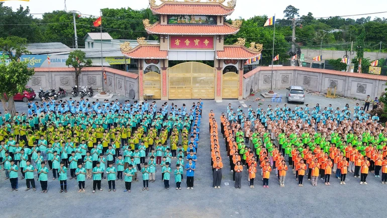 700 bạn trẻ tham gia hoạt động trải nghiệm thực tế, sinh hoạt tập thể, rèn luyện thể chất...