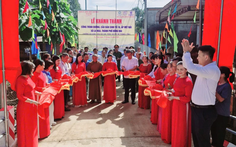 Khánh thành công trình cầu, đường dân sinh tại tổ 10, ấp Mít Nài, xã La Ngà, TP.Đồng Nai