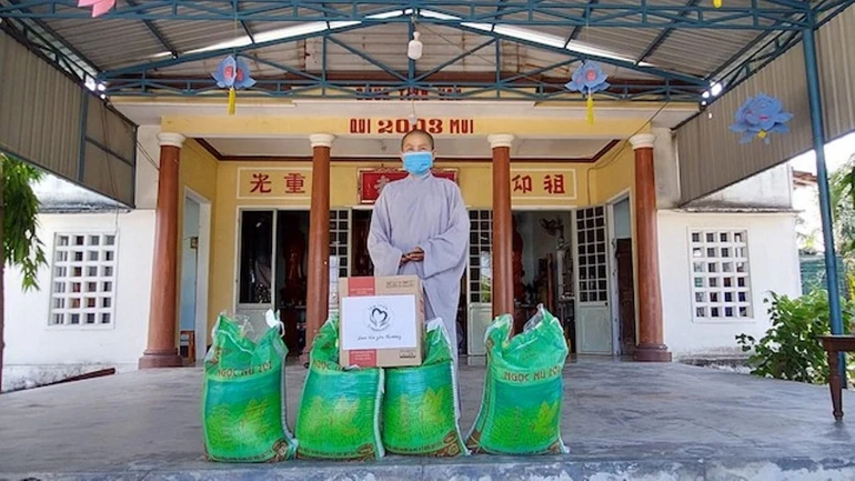  Nhân mùa Vu lan - Báo hiếu, các Phật tử là doanh nhân đạo tâm có Facebook Tâm Thiện, cúng dường các tự viện