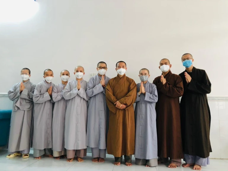 Tình nguyện viên Phật giáo tỉnh Đồng Nai - đợt 1 đang phục vụ tại tuyến đầu chống dịch Covid-19