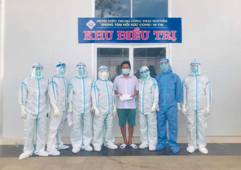 Chư Tăng tình nguyện viên Phật giáo tỉnh Nam Định (đợt 1) phục vụ tại tỉnh Long An