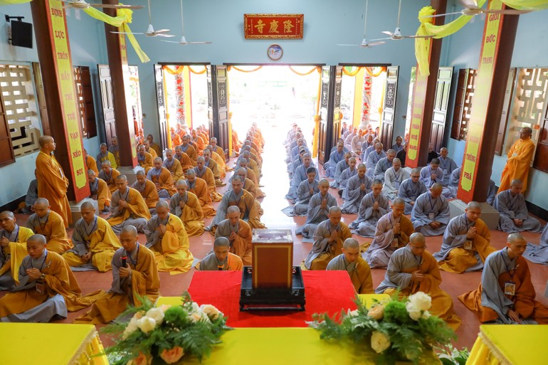 Giới tử Đại giới đàn Trí Độ thi tụng luật