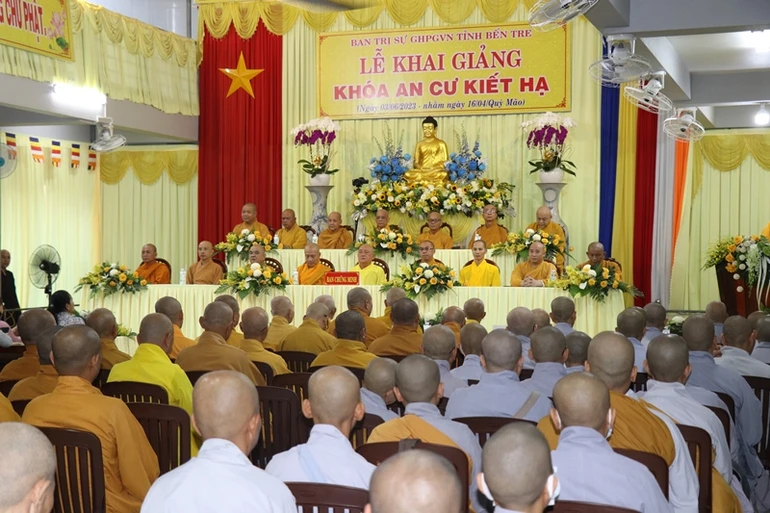 Tổng khai giảng 5 trường hạ của Phật giáo tỉnh Bến Tre