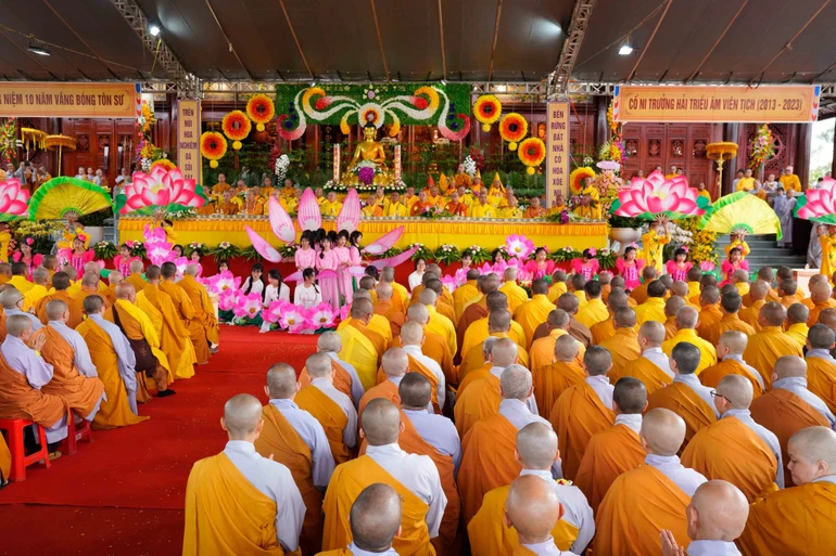 Lễ tưởng niệm 10 năm ngày Ni trưởng Thích nữ Hải Triều Âm viên tịch