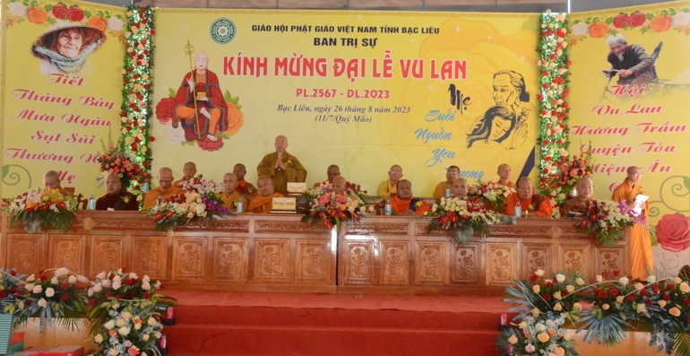 Thượng tọa Thích Giác Nghi phát biểu tại Đại lễ Vu lan - Báo hiếu do Ban Trị sự GHPGVN tỉnh tổ chức