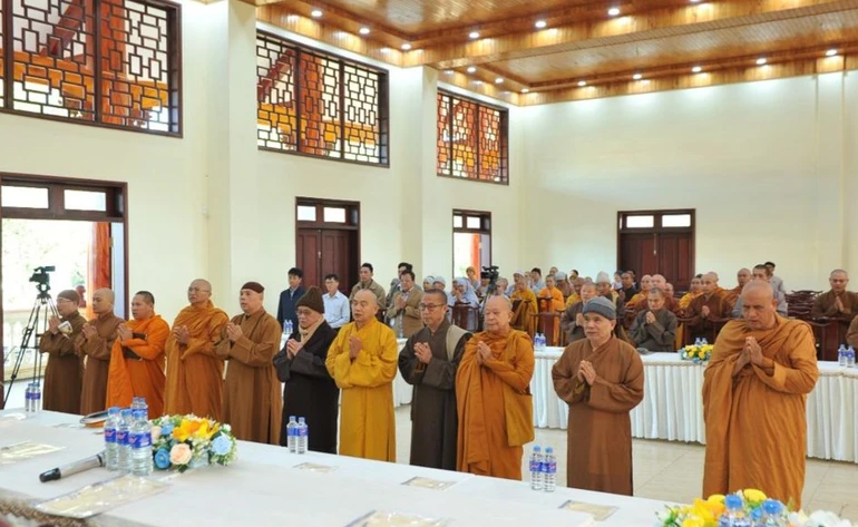 Chư đức GHPGVN tỉnh Gia Lai tham dự hội nghị