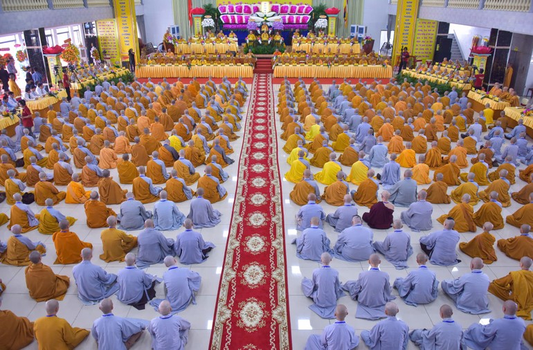 Quang cảnh Lễ khai mạc Đại giới đàn Trí Tấn tại tổ đình Hội Khánh, TP.Thủ Dầu Một