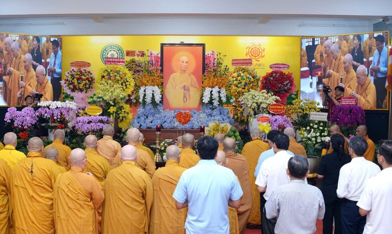 Trang nghiêm Lễ tưởng niệm Bồ-tát Thích Quảng Đức, cùng chư vị Thánh Tử đạo tại thiền viện Quảng Đức