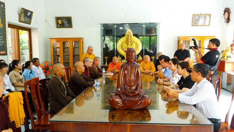  Ban Trị sự GHPGVN tỉnh Đồng Nai tổ chức công bố quyết định bổ nhiệm Ban Quản trị chùa Từ Đức