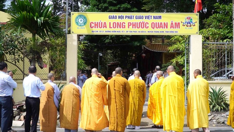 Chùa Long Phước thượng bảng thành chùa Long Phước Quan Âm 