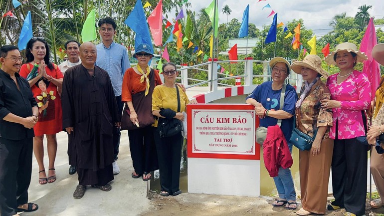 Khánh thành cầu Kim Bảo cho người dân địa phương