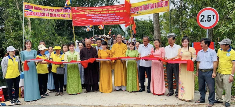 Cắt băng khánh thành, đưa vào sử dụng cầu Nhất Tâm số 50