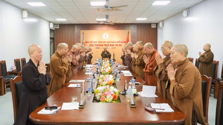 Ban Thường trực Ban Trị sự GHPGVN TP.Hà Nội họp mở rộng triển khai hoạt động Phật sự sắp tới