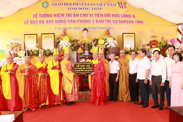 Đặt đá khởi công Văn phòng 2 - Ban Trị sự Phật giáo tỉnh tại chùa Hòa Long