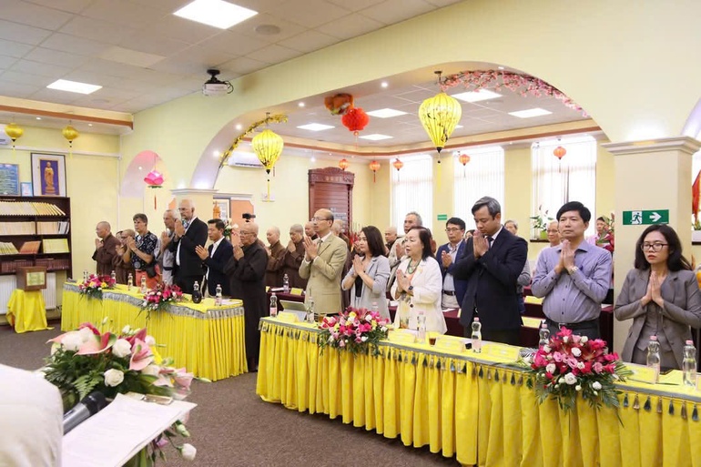 Chùa Tuệ Giác tổ chức tọa đàm về 10 năm gắn bó với cộng đồng người Việt tại Hungary