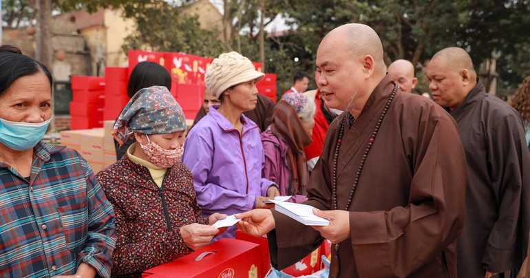 Đóng góp cứu trợ có thể gởi về Ban Từ thiện xã hội Trung ương GHPGVN