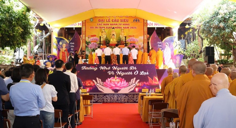  Lễ tưởng niệm nạn nhân tử vong do tai nạn giao thông, tại chùa Long Sơn