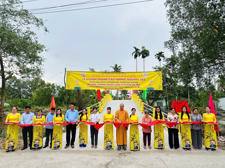 Cắt băng khánh thành cầu Tường Nguyên 553 tại TP.Cần Thơ
