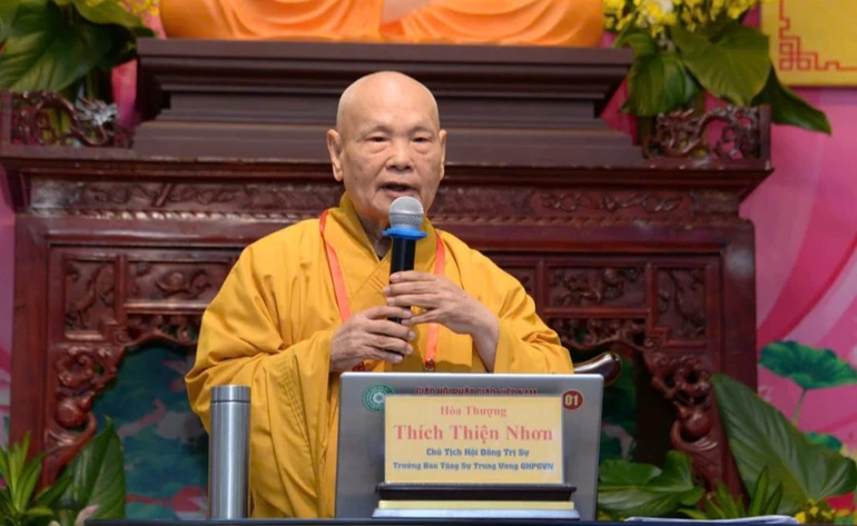 Trưởng lão Hòa thượng Thích Thiện Nhơn phát biểu chỉ đạo, đúc kết hội nghị - Ảnh: B.Toàn/BGN