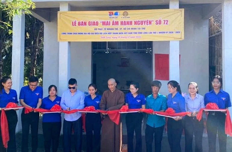 Câu lạc bộ Hạnh Nguyện khánh thành nhà cho hộ nghèo tại tỉnh Vĩnh Long