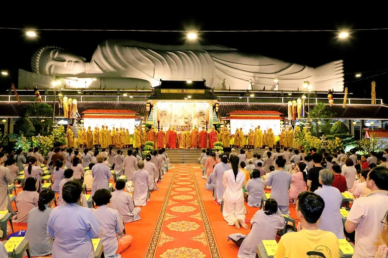 Lễ khai đàn Pháp hội Dược Sư chùa Hội Khánh