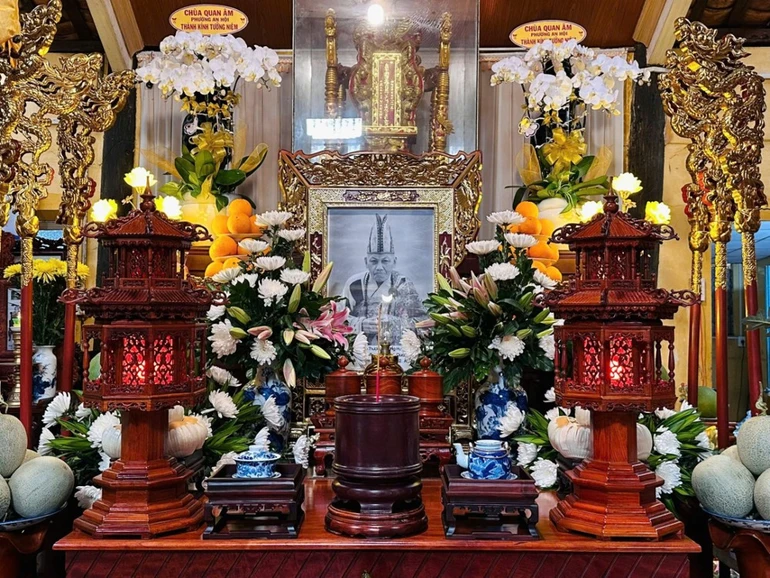 Di ảnh Trưởng lão Hòa thượng Thích Huệ Thành tại chùa Gia Hưng