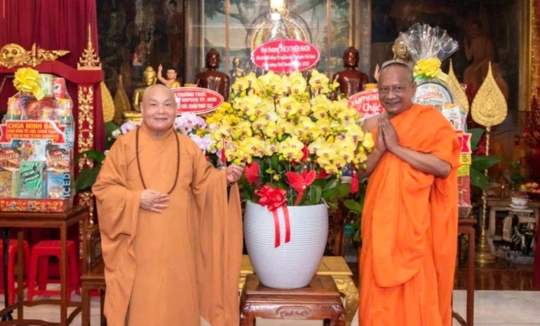 Trưởng lão Hòa thượng Thích Thiện Nhơn chúc Tết đến chư Tăng, đồng bào Khmer tại TP.HCM