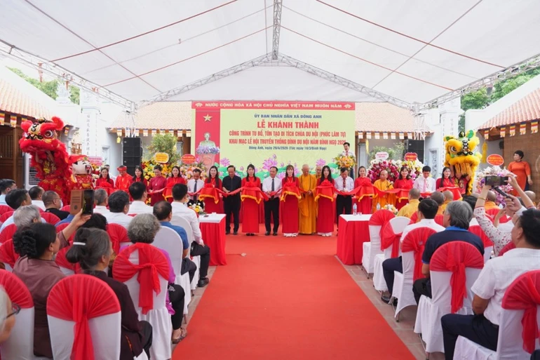 Cắt băng khánh thành công trình tu bổ, tôn tạo Di tích chùa Du Nội