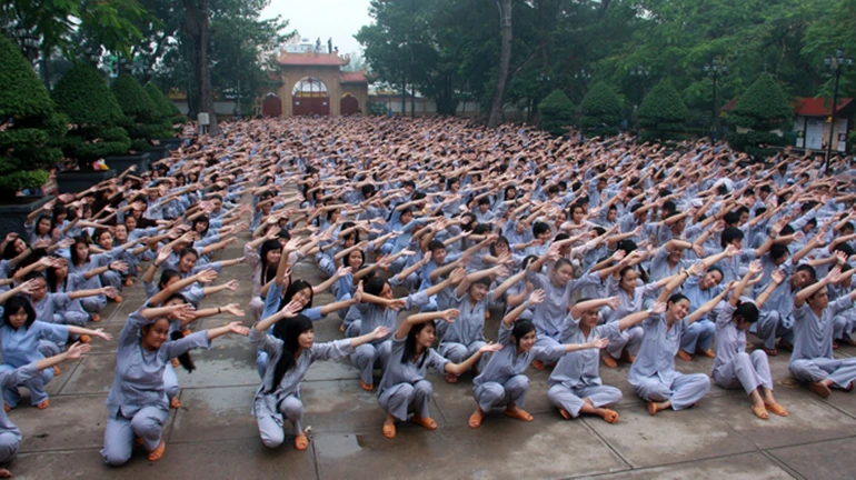 Khóa tu mùa hè cho thanh thiếu niên do chùa Hoằng Pháp (TP.HCM) tổ chức