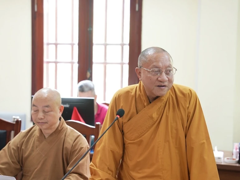 Hòa thượng Thích Gia Quang chủ trì buổi họp rà soát công tác chấm giải và trao Giải báo chí Phật giáo năm 2025