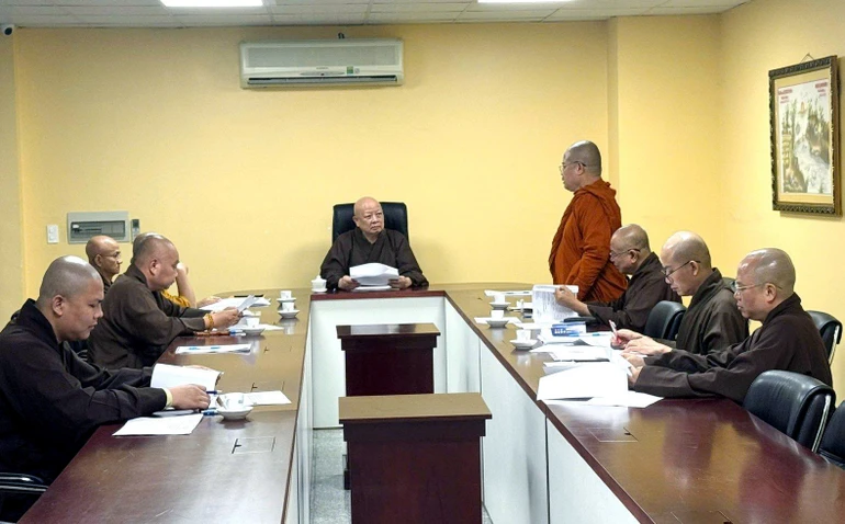 Ban Tăng sự Phật giáo TP.HCM họp sơ duyệt hồ sơ giới tử đăng ký thọ giới Đại giới đàn Thanh Kiểm 