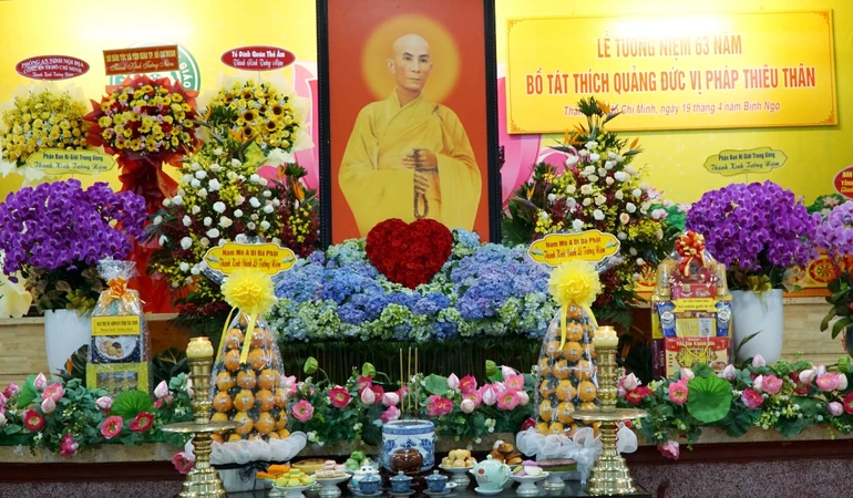 Di ảnh Bồ-tát Thích Quảng Đức tôn trí tại thiền viện Quảng Đức - Ảnh: Bảo Toàn/BGN