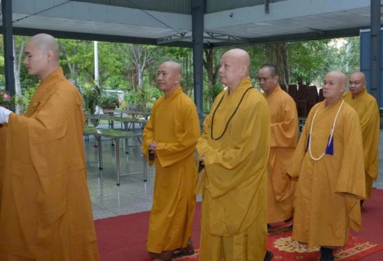 Hòa thượng Thích Lệ Trang và chư tôn đức Ban Thường trực Ban Trị sự TP.HCM thăm Học viện Phật giáo VN tại TP.HCM - Ảnh: Bảo Toàn/BGN