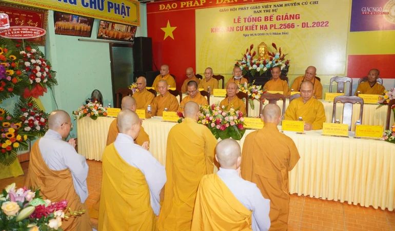 Lễ bế giảng khóa An cư kiết hạ Phật lịch 2566 tại chùa Pháp Thành