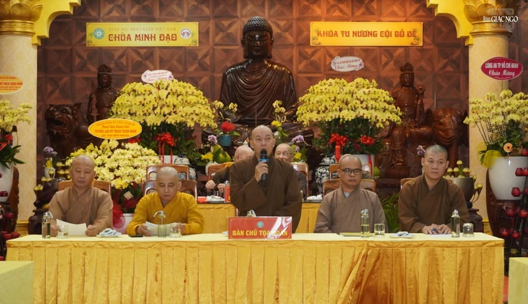 Thượng tọa Thích Thiện Bửu phát biểu khai mạc