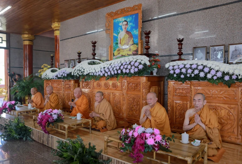 Khóa tu truyền thống "Giới Định Tuệ" lần thứ 2 do Giáo đoàn III - Hệ phái Khất sĩ tổ chức