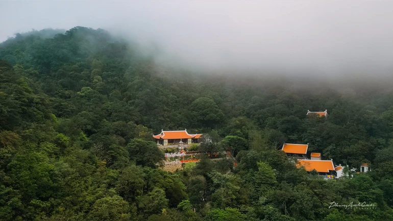 Vài suy nghĩ về tính chất bản thể luận Phật giáo trong tác phẩm Kiến tánh thành Phật luận 