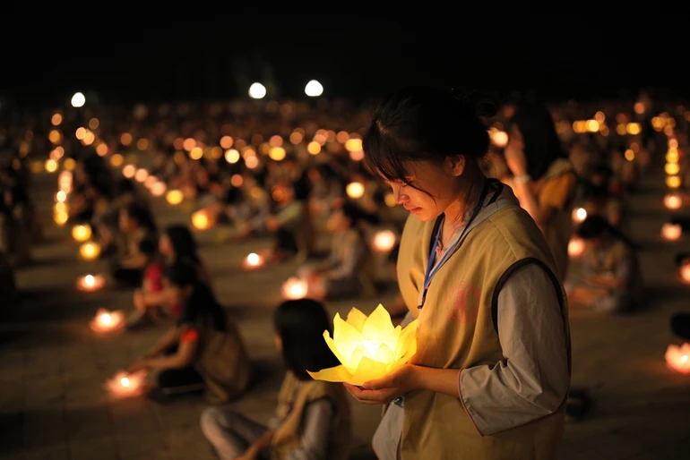“Một niệm sân nổi lên, đốt cháy cả rừng công đức”