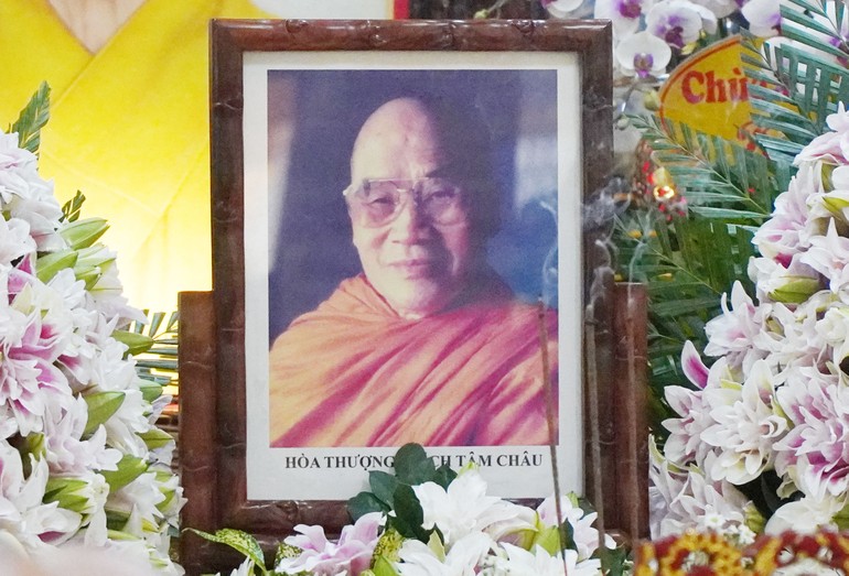 Di ảnh Trưởng lão Hòa thượng Thích Tâm Châu tại chùa Vĩnh Nghiêm