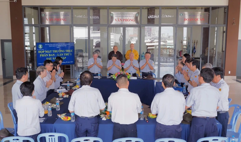 Niệm Phật cầu gia hộ