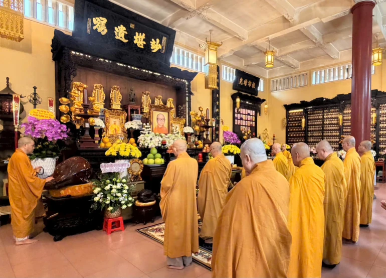 Tưởng niệm Hòa thượng Thích Minh Thành tại chùa Ấn Quang 