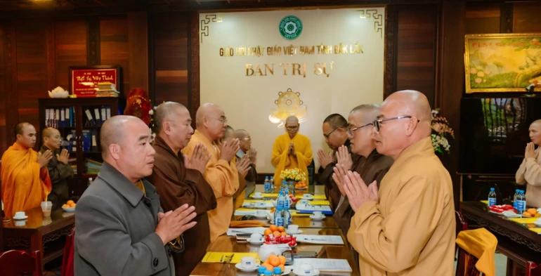 Niệm Phật cầu gia hộ