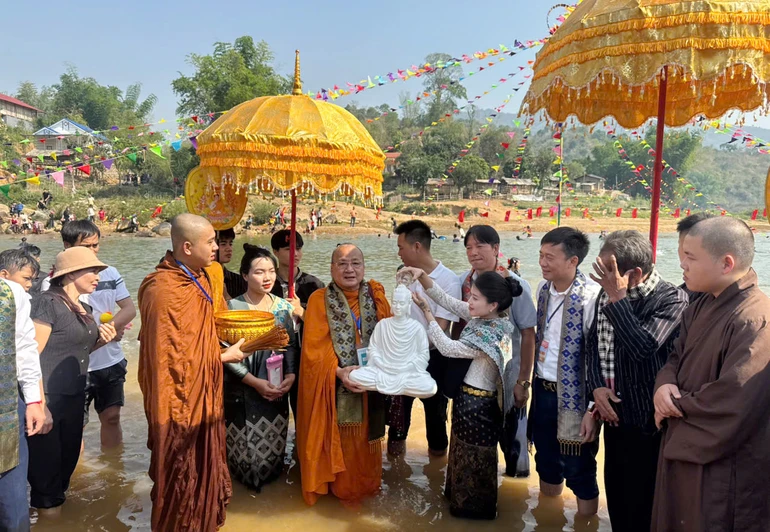 Nghi thức Tắm Phật