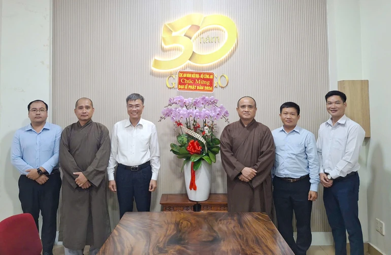 Đoàn Cục An ninh nội địa - Bộ Công an thăm, chúc mừng Báo Giác Ngộ nhân Đại lễ Phật đản Phật lịch 2570